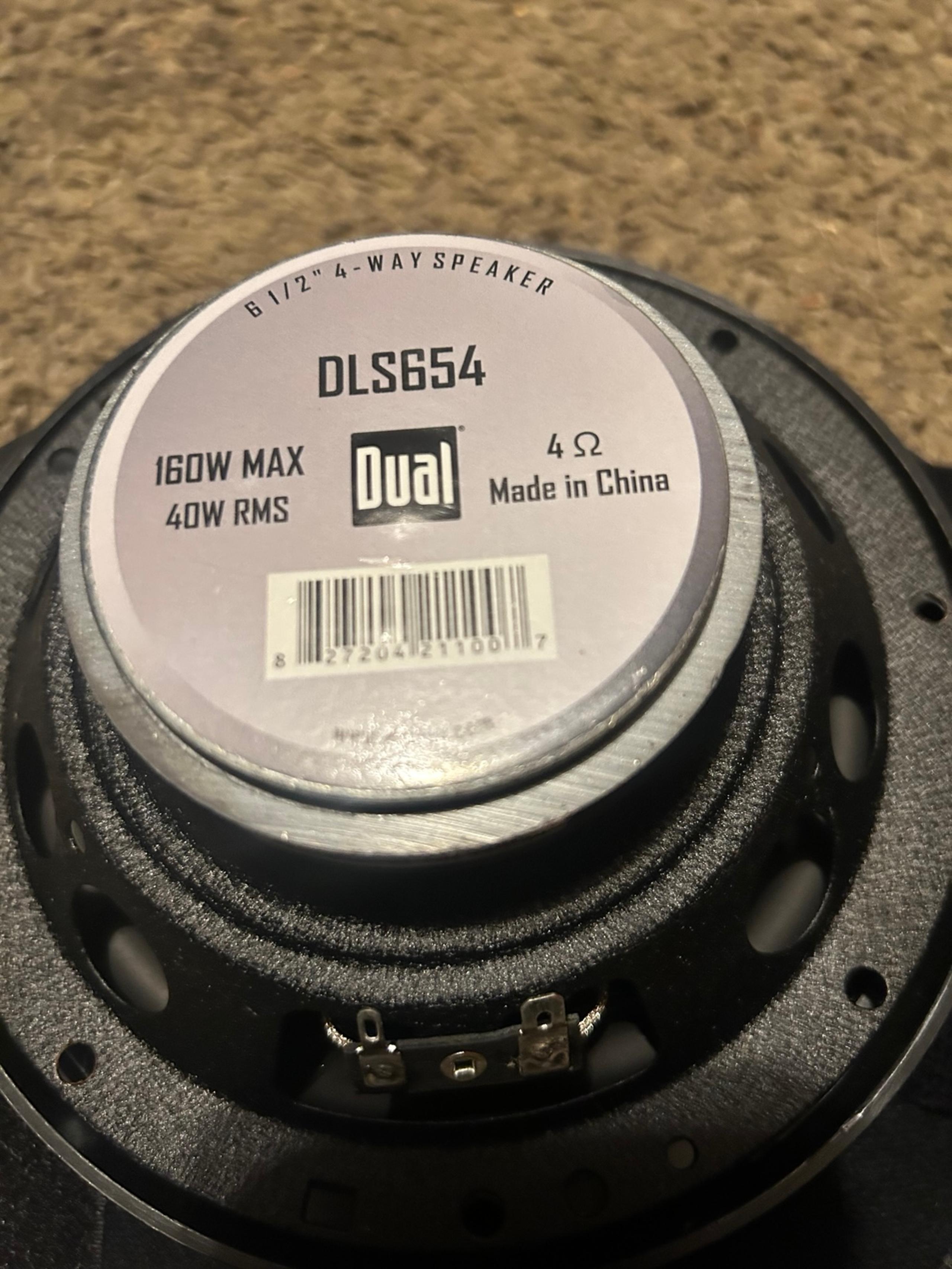 Dual 6” speakers