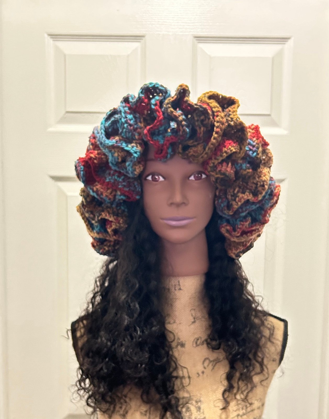 WOMENS XXTREME RUFFLED HAT