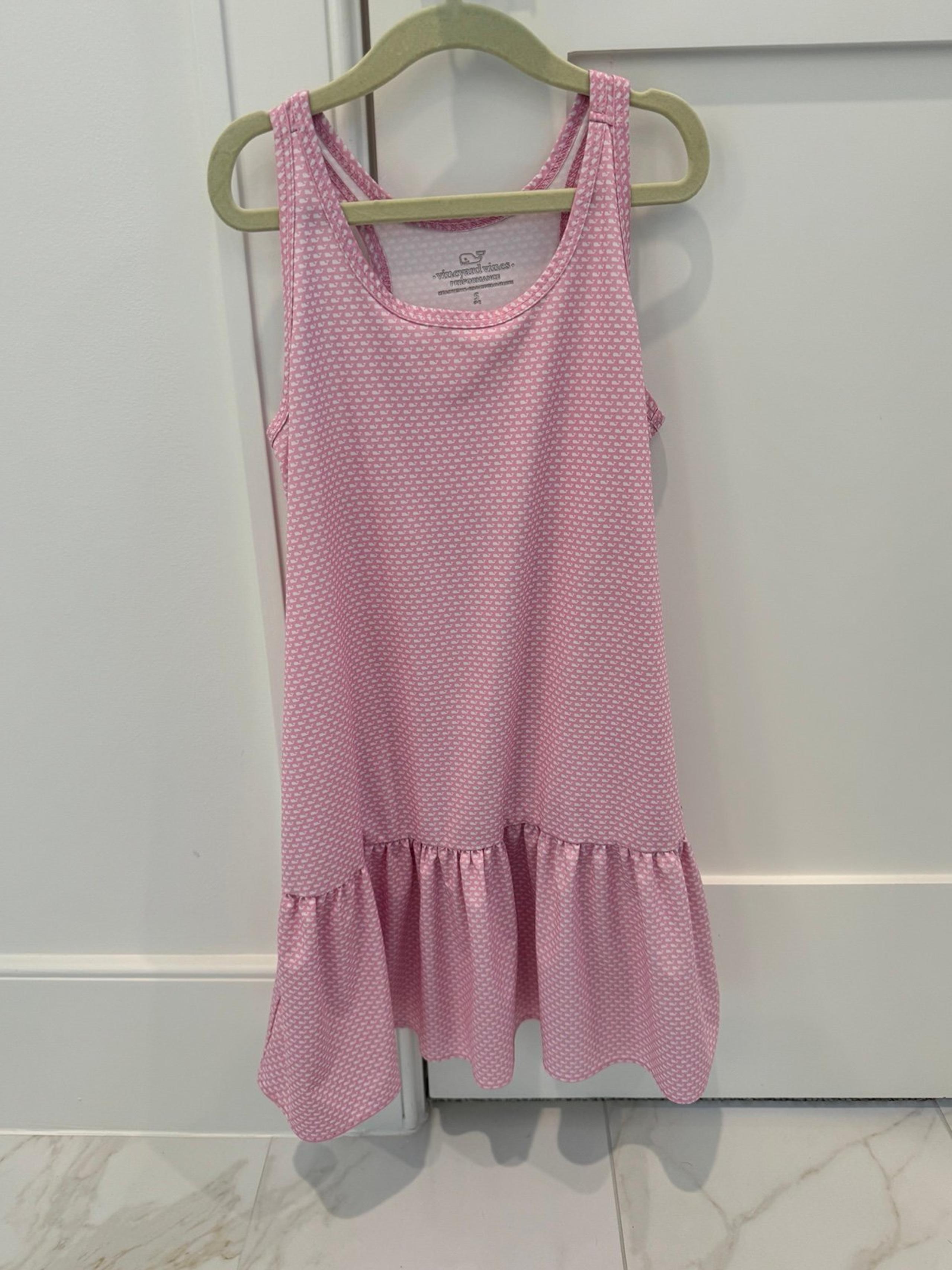 Vineyard vines performance dress- girl size small