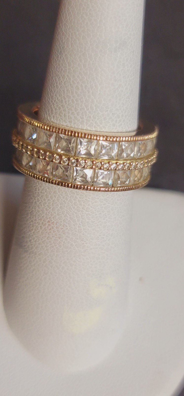 R99-Y White Diamond Eternity Band. Size 7. YELLOW GOLD