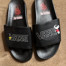 Vans x peanuts slides