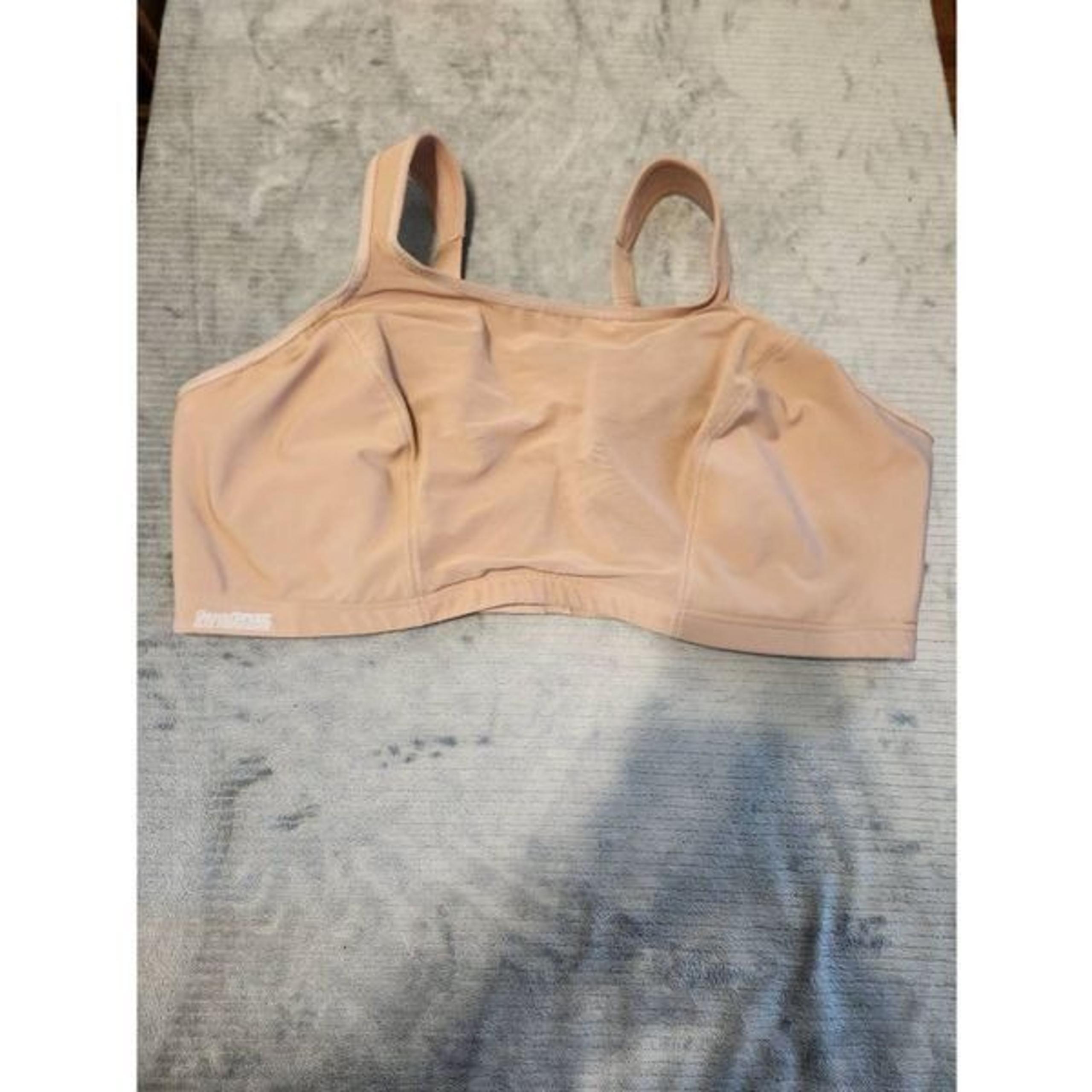 Glamoroise Sport size 46H High Impact Cami Underwire Sports Bra Beige