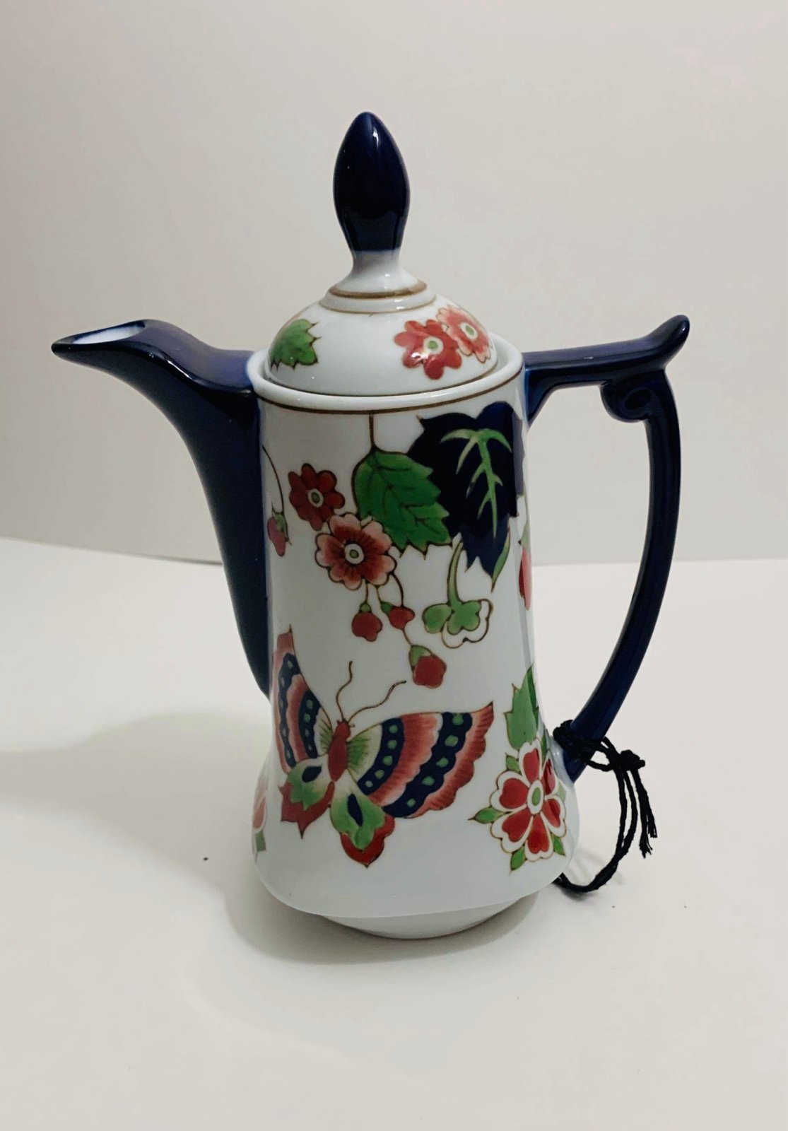 Vintage/VTG/Antique World Market Flower & Butterfly Design Tea Pot Size-8.5”/4”