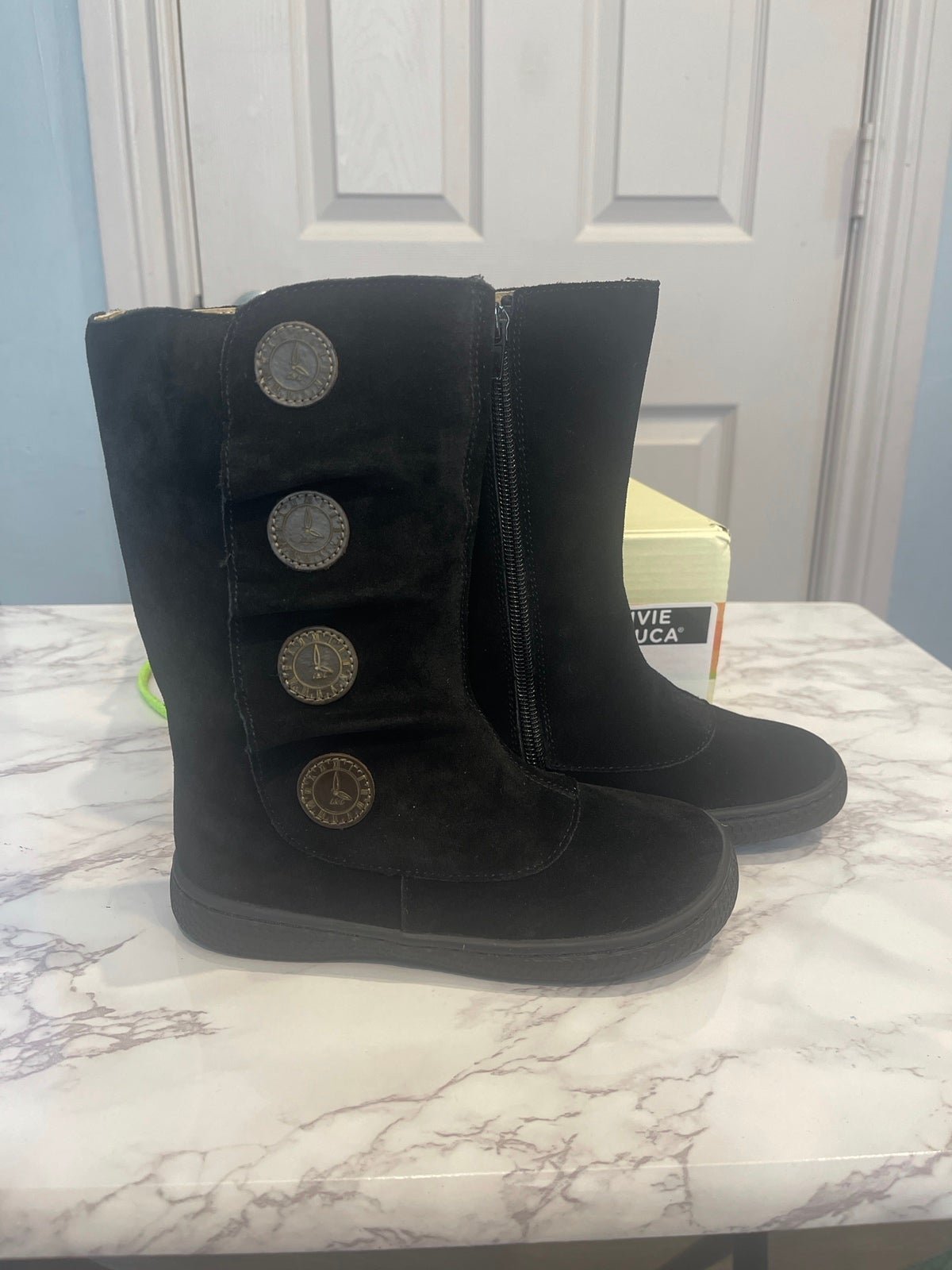 Livie and Luca Tiempo Black Boots size 12