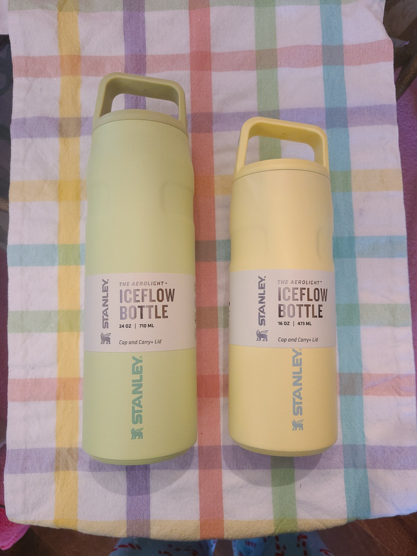 2 PACK Stanley AEROLIGHT Iceflow Bottles in Citrus & Pomelo