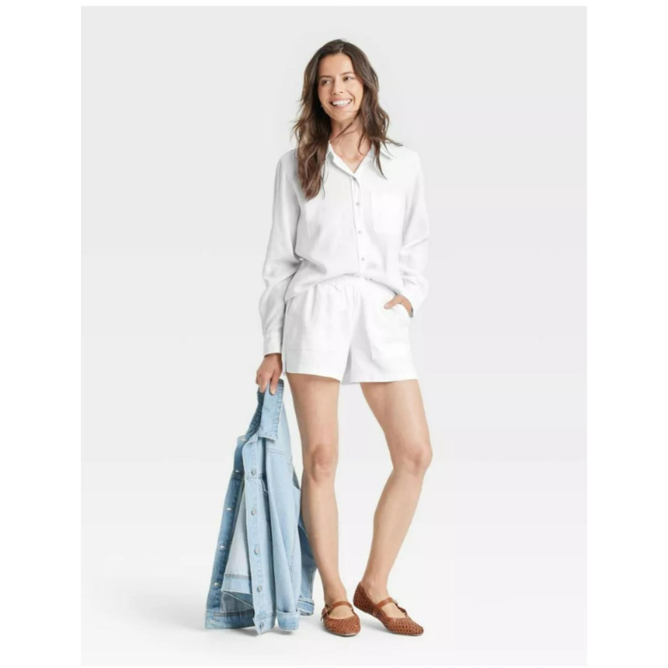 316 Universal Thread Women’s Linen Blend Pull-On Shorts – Elastic Waistband