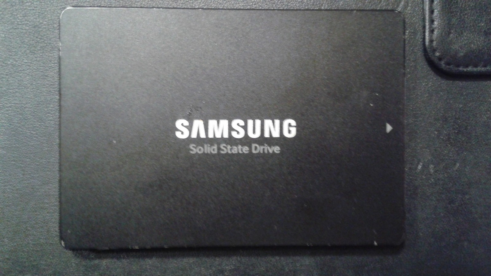 SAMSUNG 883 DCT Series SSD 1.92TB - SATA 2.5” 7mm Interface Internal Solid State