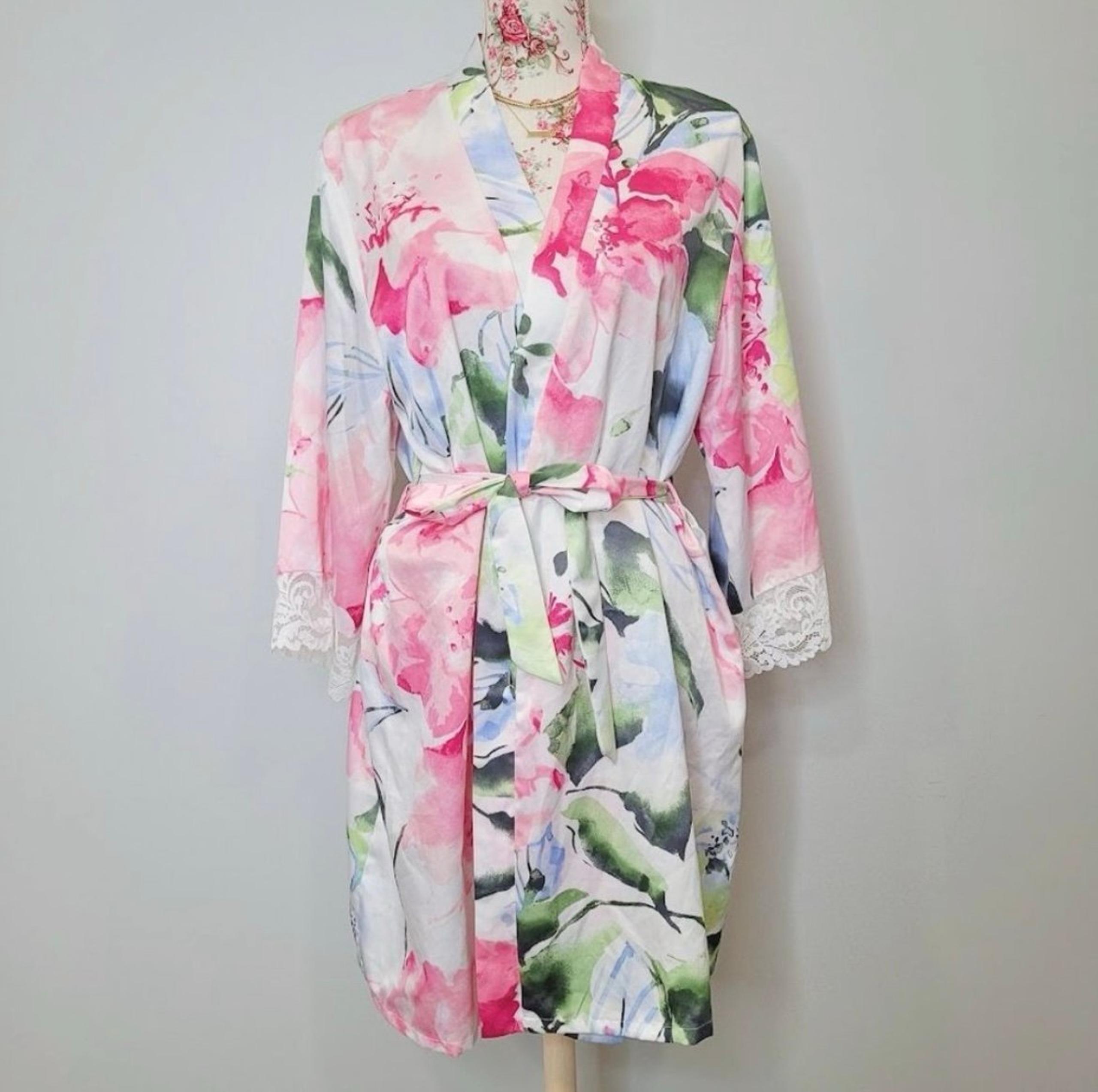 Secret Treasures Pink White Satin Lace Floral Flowers Print Robe Pajamas PJs S