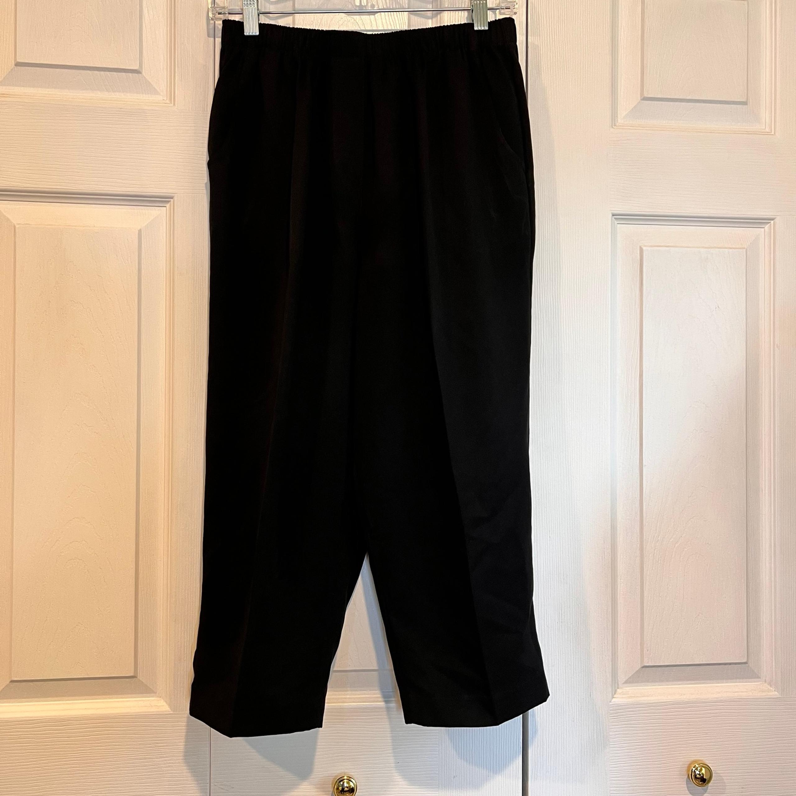 Allison Daley Black Pull On Cropped / Capri Pants - size 10