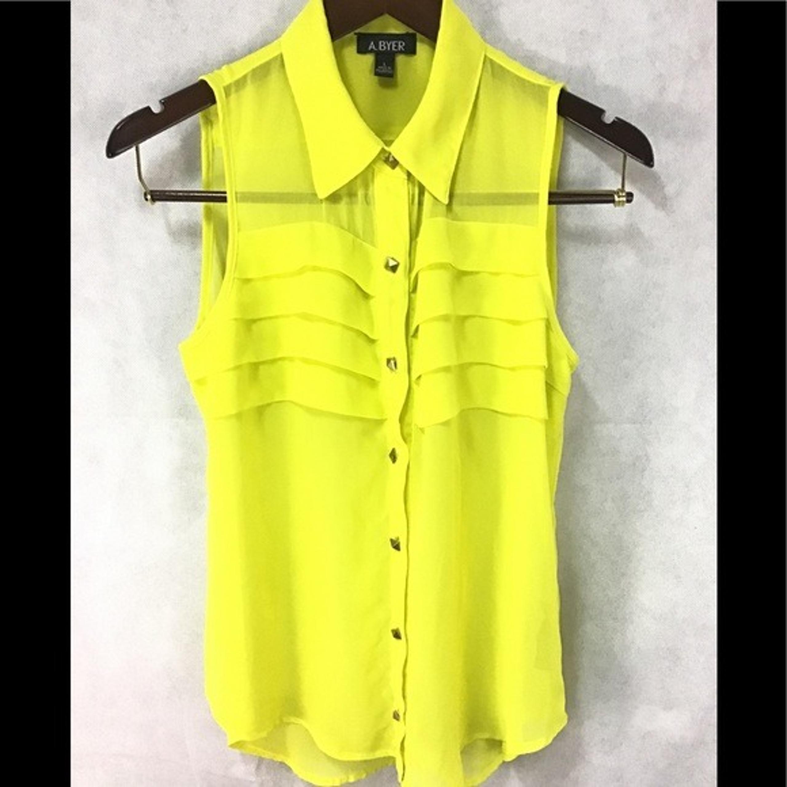 A. Byer Yellow Silky Collared Tank Large