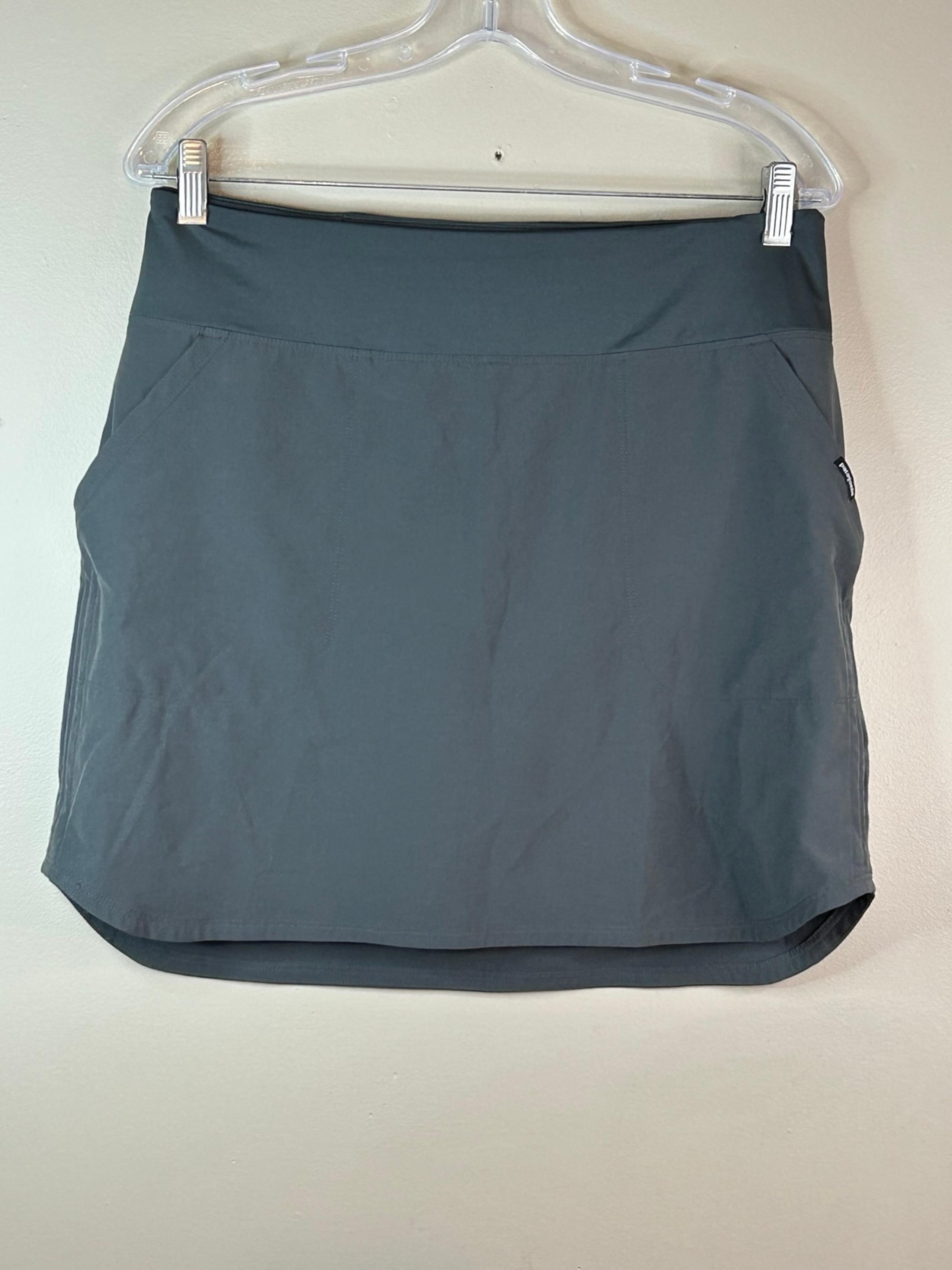 Patagonia Skort Womens Gray Lightweight Athletic Outdoors Sz. Medium