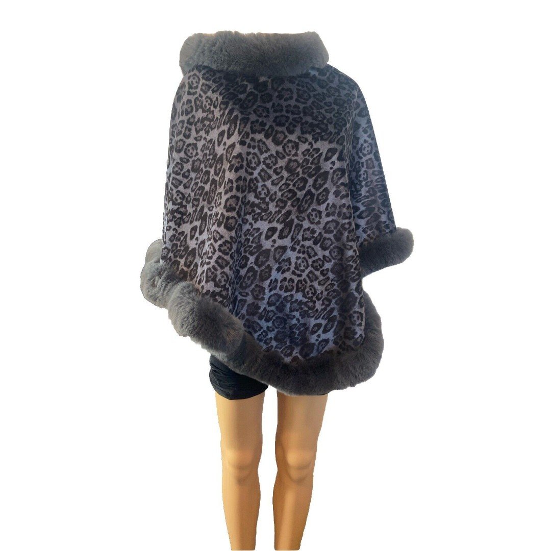 La Fiorentina gry/blck Leopard Cloak Poncho Wrap Cape Shawl faux Fur NWT OS