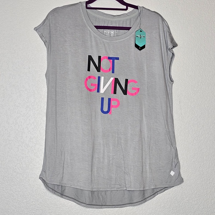 NEW! Large LuLaRoe Rise Collection Tenacious Workout T-Shirt Grey NWT