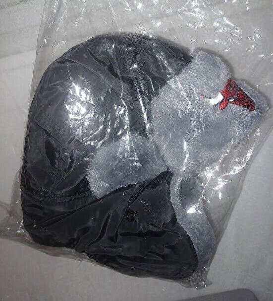NEW Chicago Bulls Earflap Gray/Black winter hat