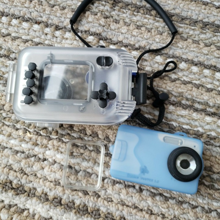 Bonica Snapper 5.0, 8x Digital Zoom, camera, with case underwater