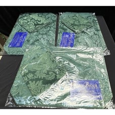 3 Brand New Packs Of 8 Stone Brook Christmas Linen Sets Christmas Green