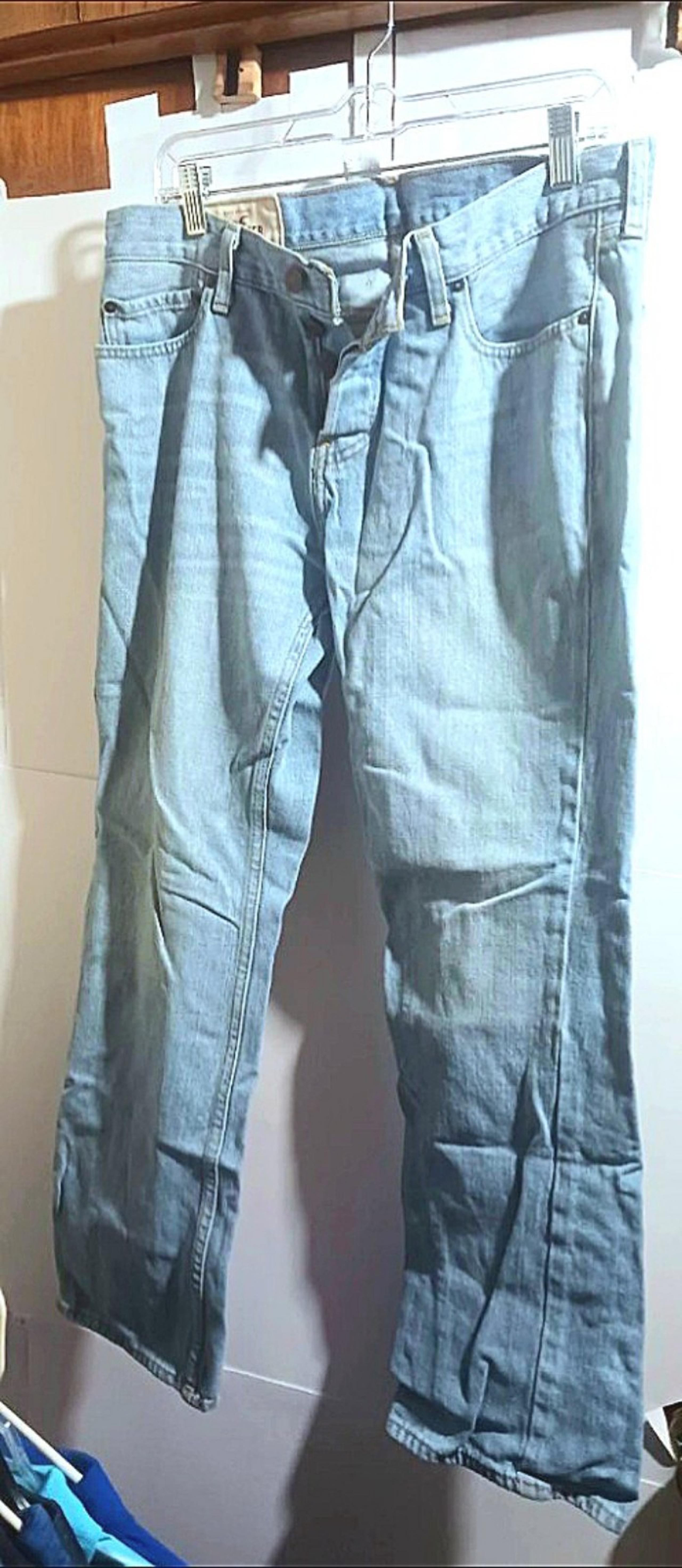 Men's Hollister Jeans, Size 32x30, Bootcut