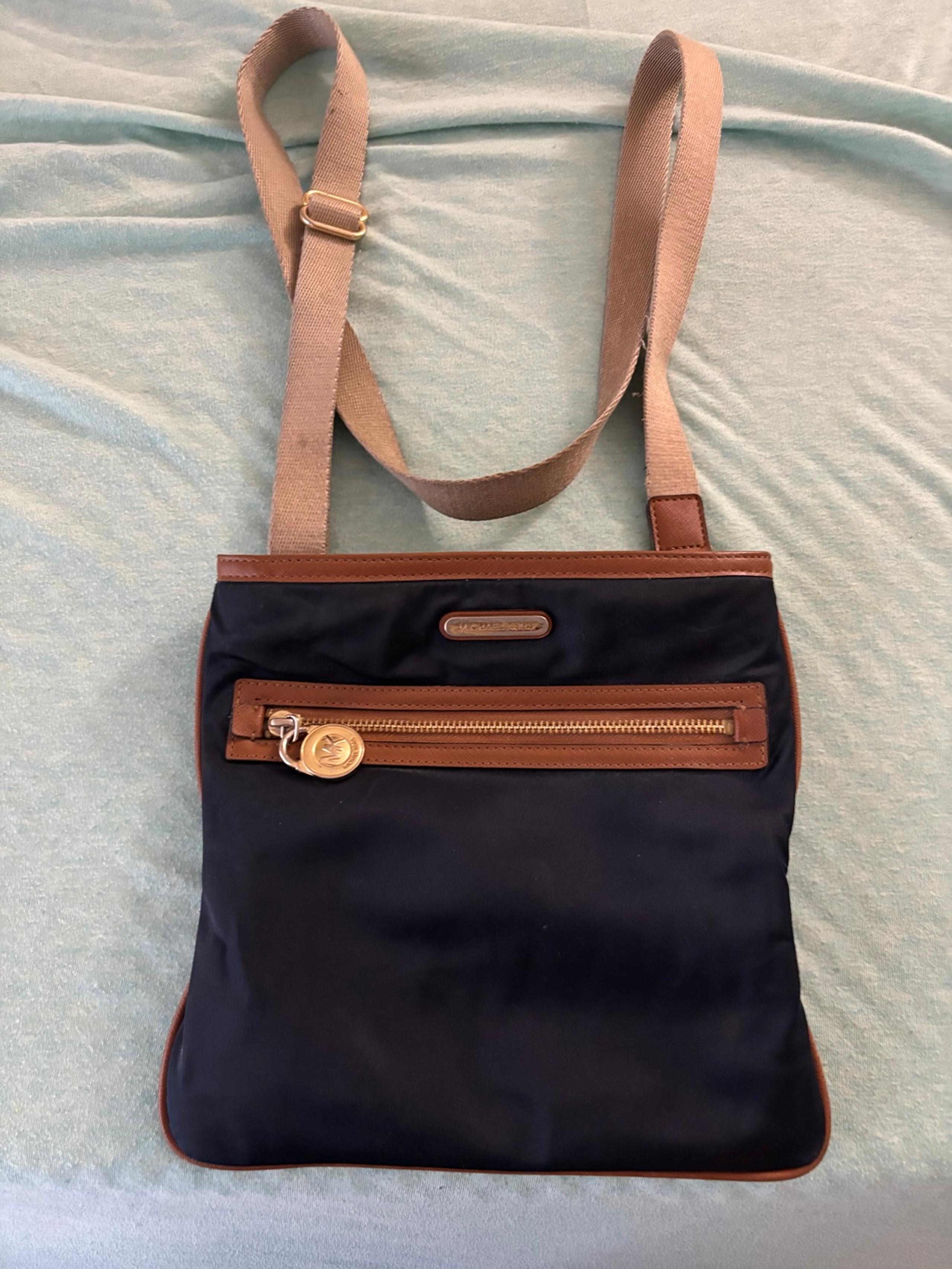 Michael Kors Crossbody Bag