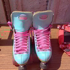 Moxi Beach Bunny Roller Skates Sky Blue Bunnies Outdoor Quads New Without Box