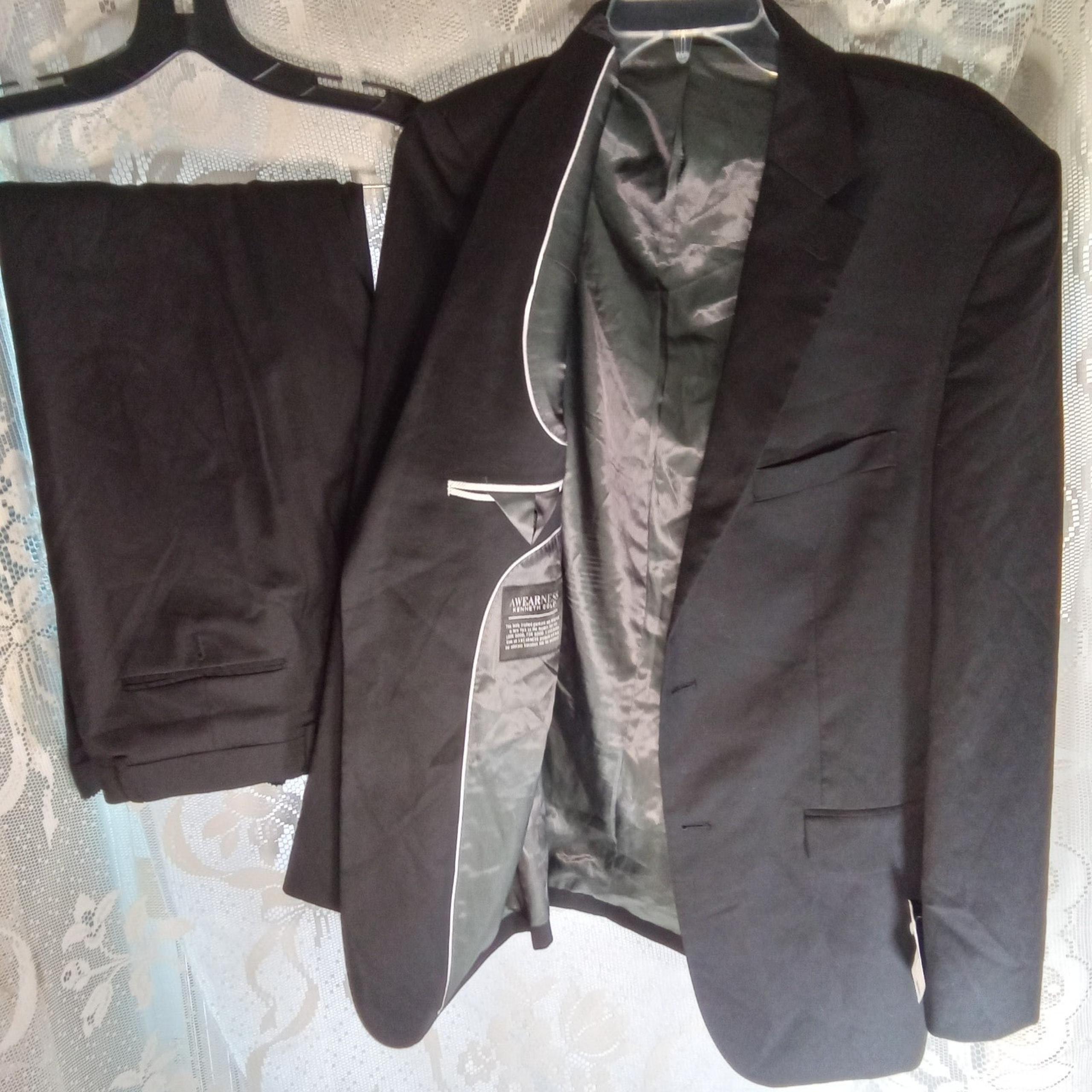 Kenneth Cole Awearness Men's 2Pc Suit Black Jackets 42L.44R.54R Pants 34x28 and