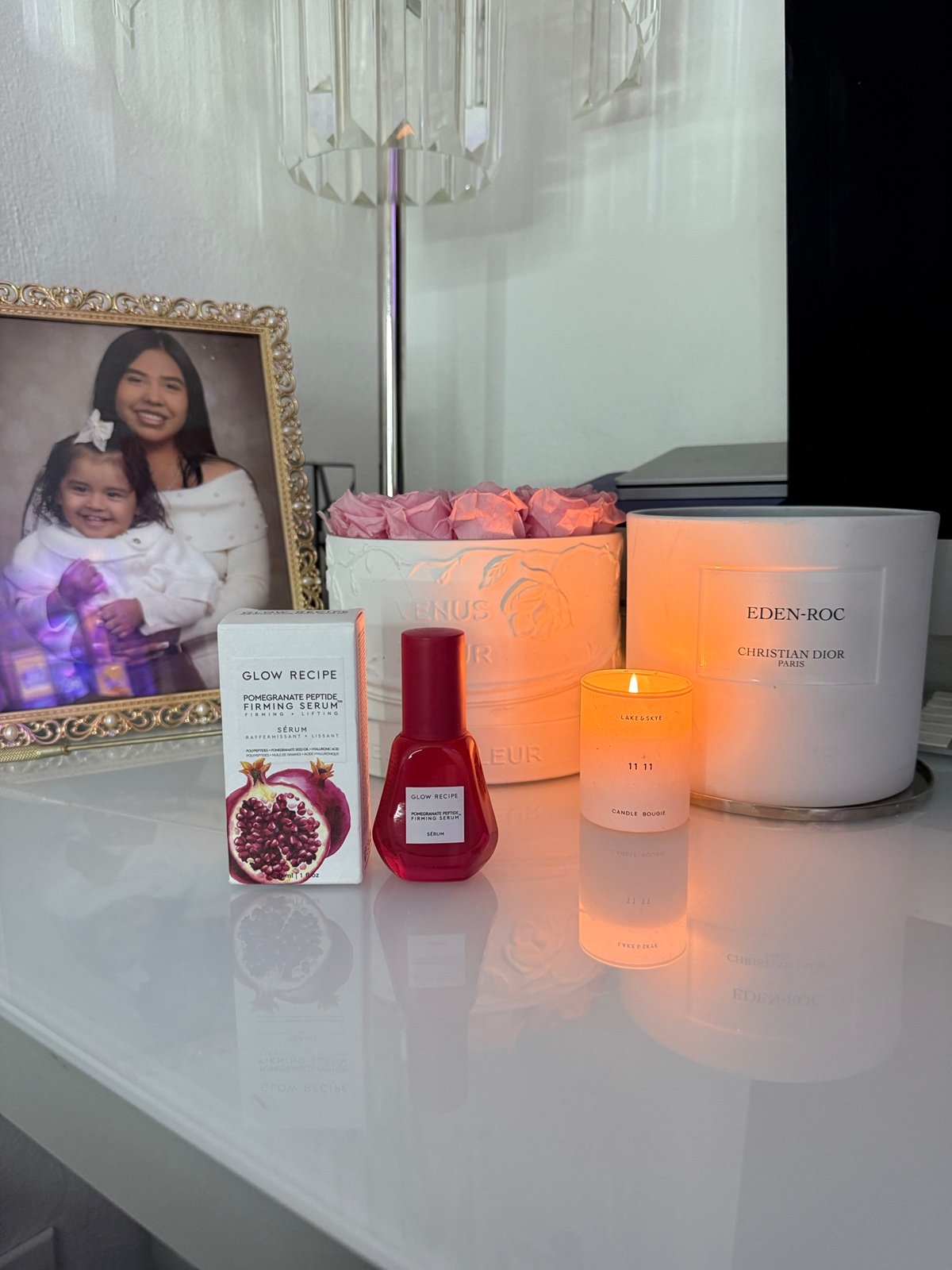 Glow Recipe 
Pomegranate Peptide Firming Serum