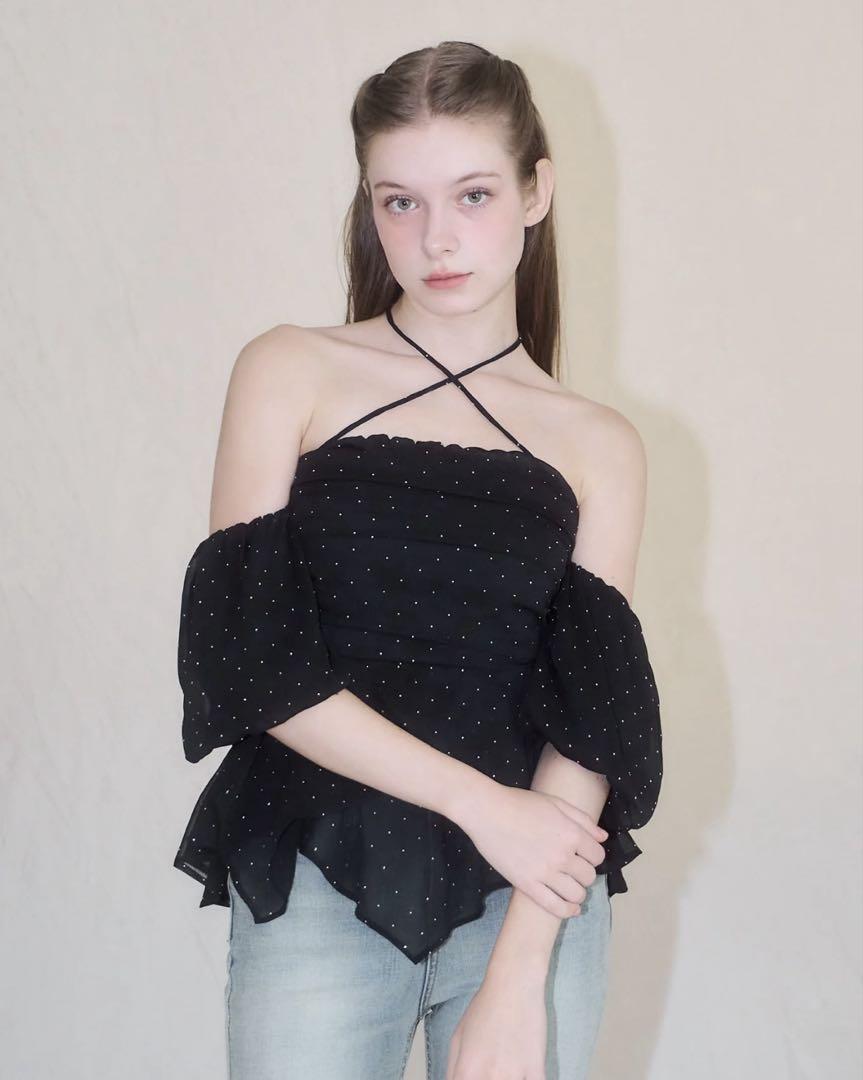 yilon BIJOU OFFSHOULDER BLOUSE