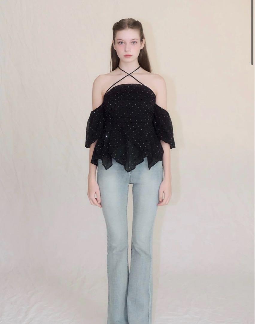 yilon BIJOU OFFSHOULDER BLOUSE