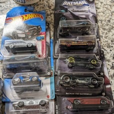 Hot Wheels Batman. Complete set 1-5 Bundle + Bonus Mini's