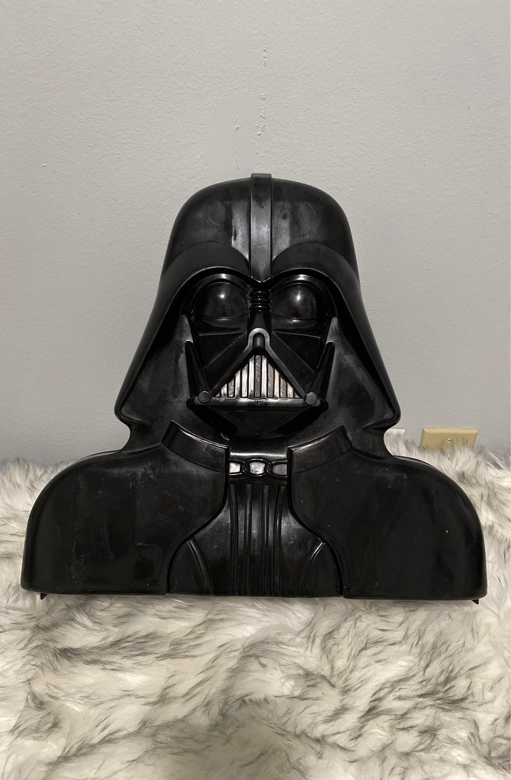 Star Wars Vintage 3.5 Kenner Figurines Set with Vader Case!