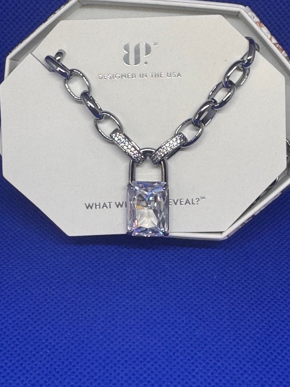 Bomb Party TREND MAKER Necklace (Lock necklace)