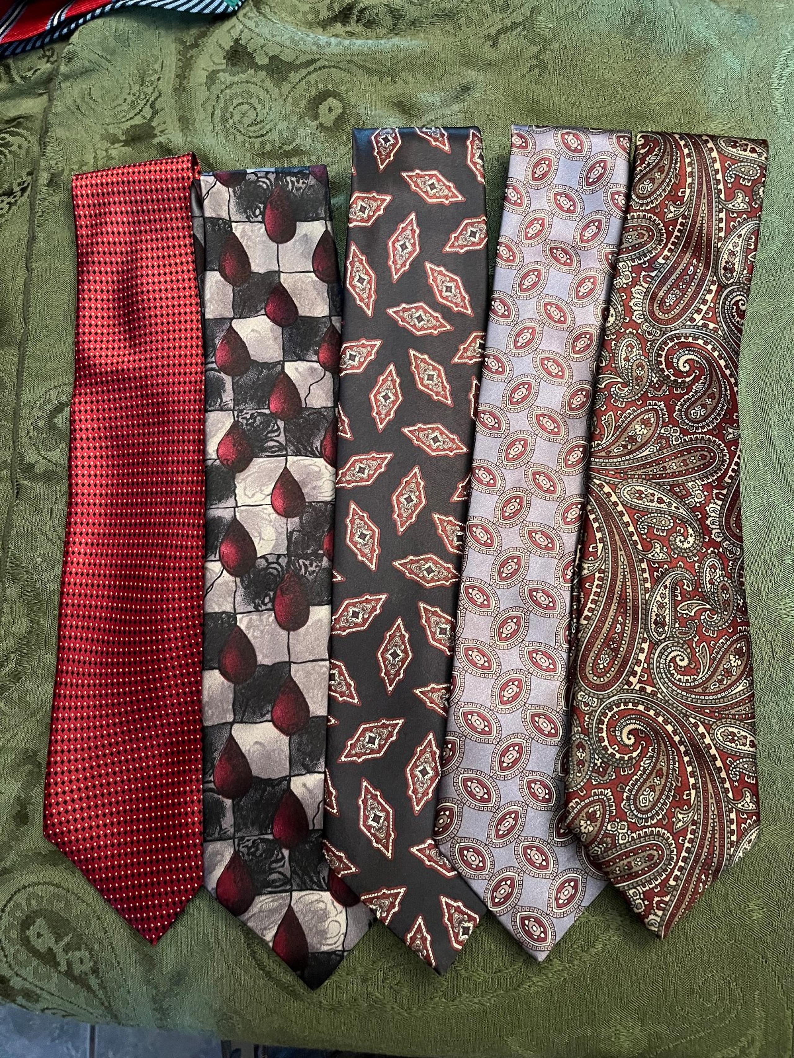 Tie Lot