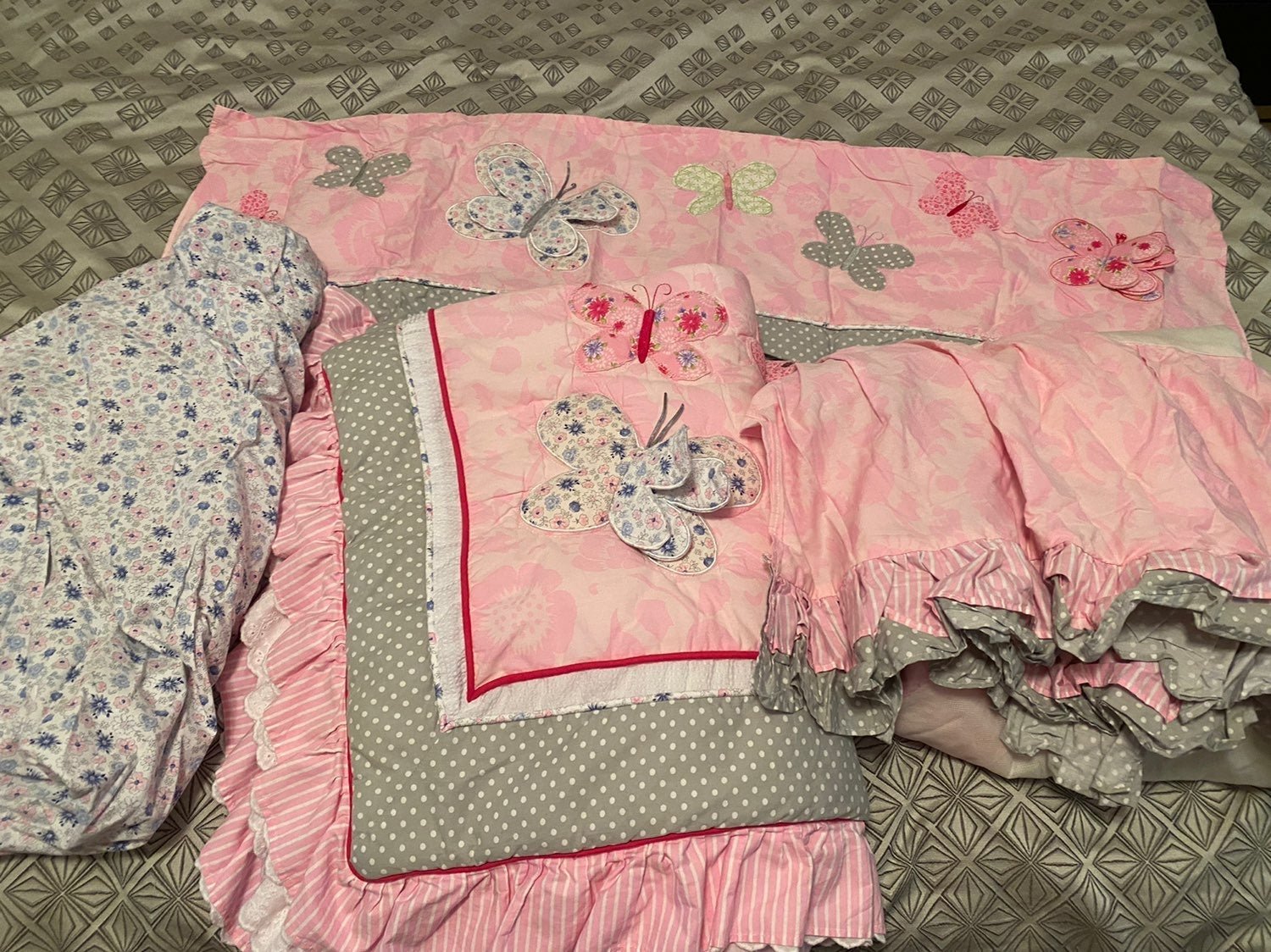Just Born Antique Chic Crib set