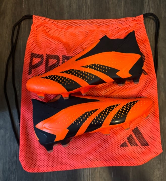 Adidas Predator Accuracy+ FG Men’s Size 11 Soccer Cleats Orange Black
