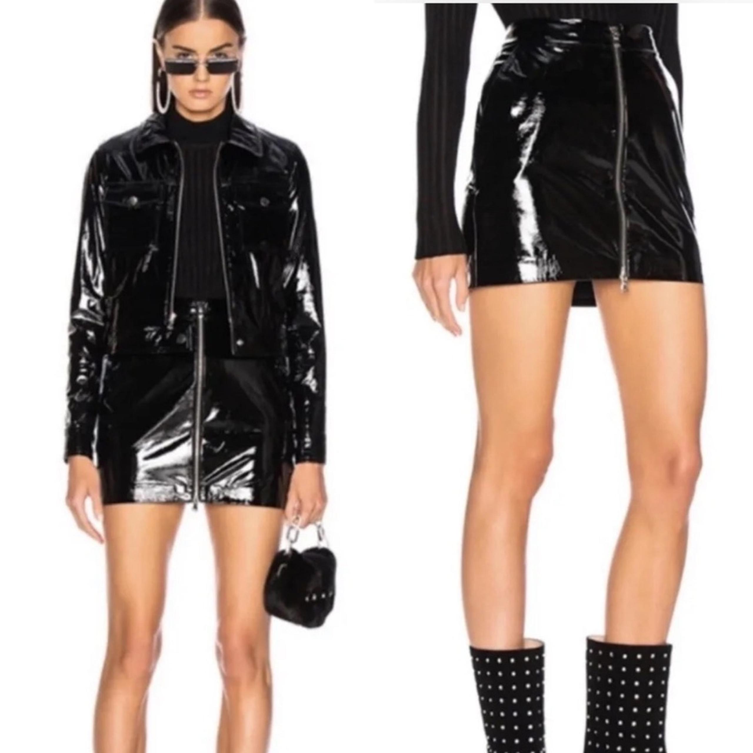 L’AGENCE | 100% Patent Black Lamb Leather Full Zip Mini Skirt
