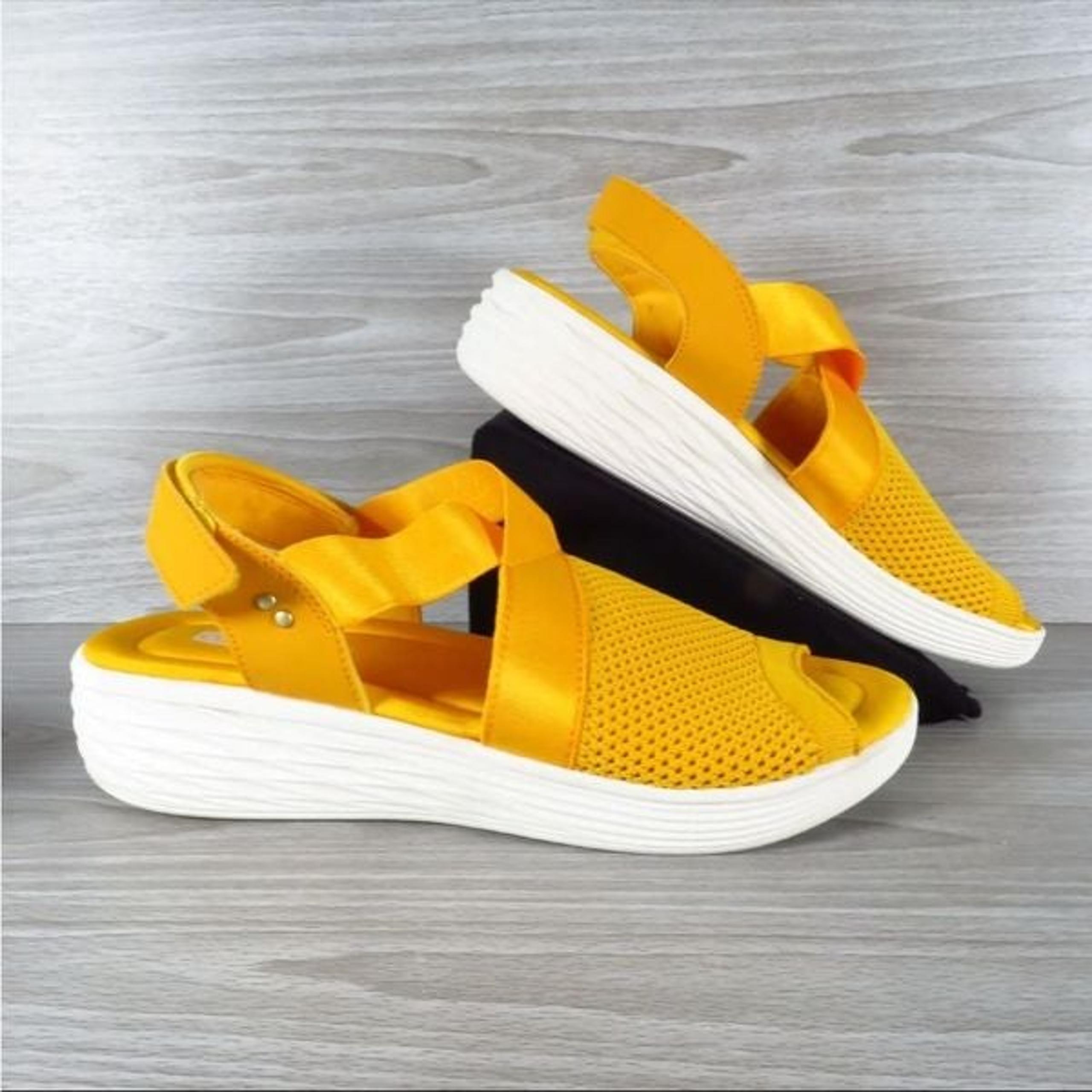 Ryka Sandals  (NWOT)
