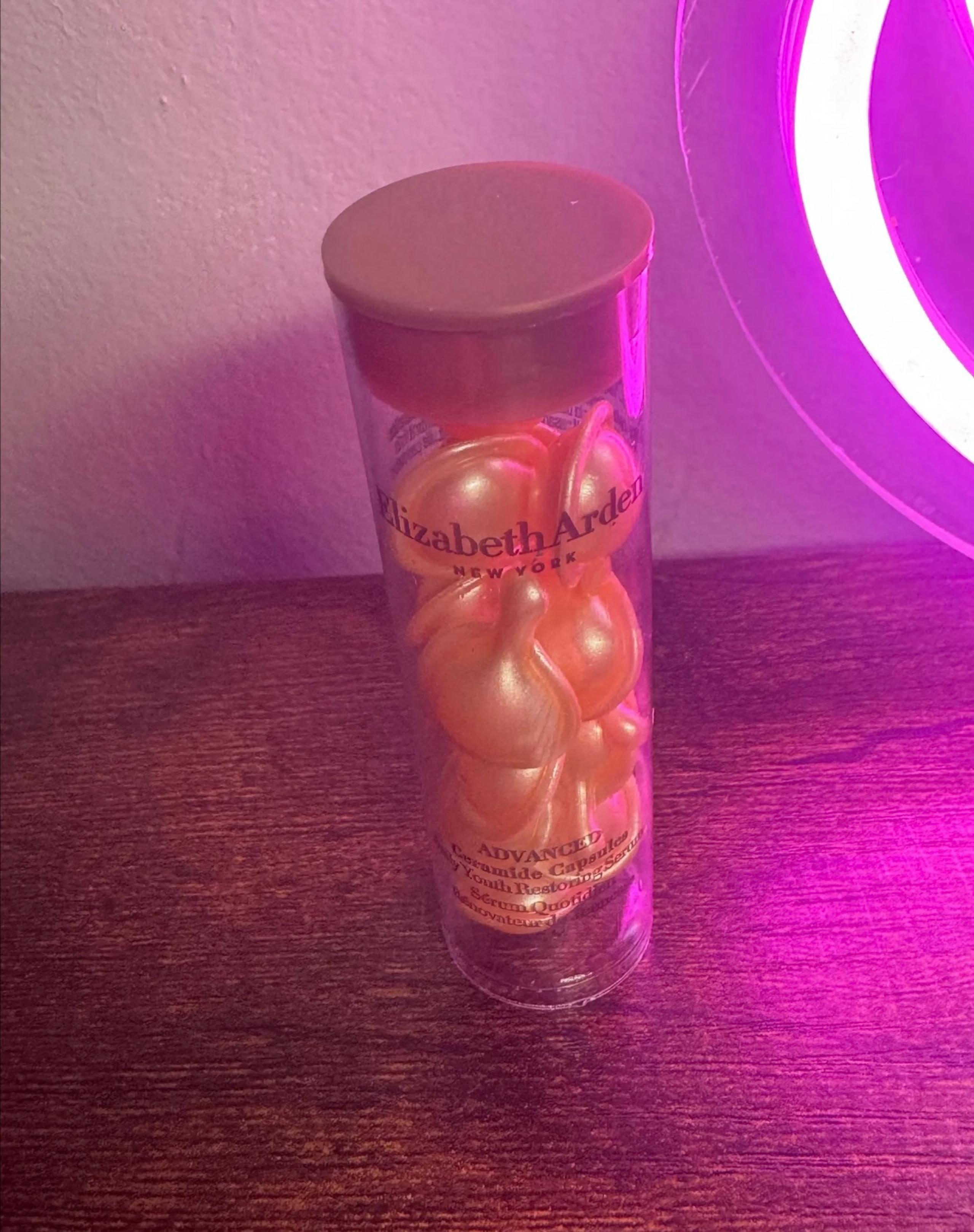 Elizabeth Arden advanced ceramide capsules .22fl/6.4ml