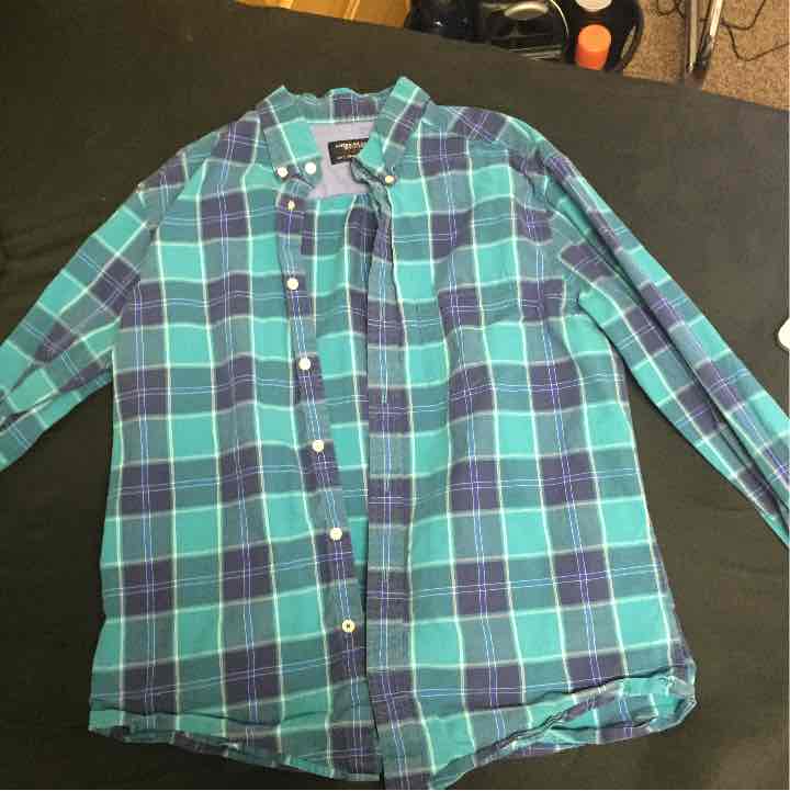 American Eagle Checkered Button Down