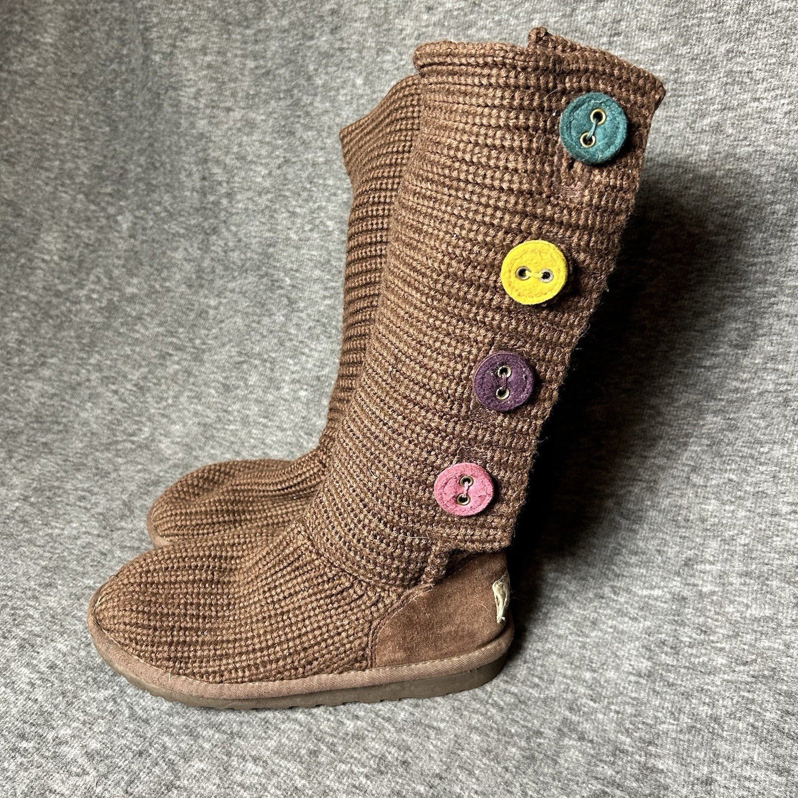UGG Big Girls Youth Boot Size 4 Classic Cardy Sweater Knit Fold Over Button 1967