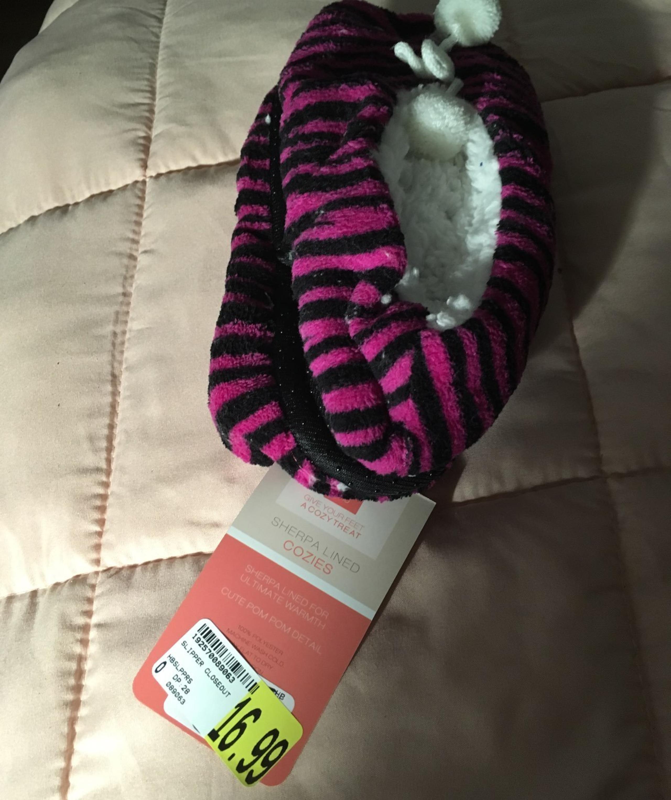 slippers