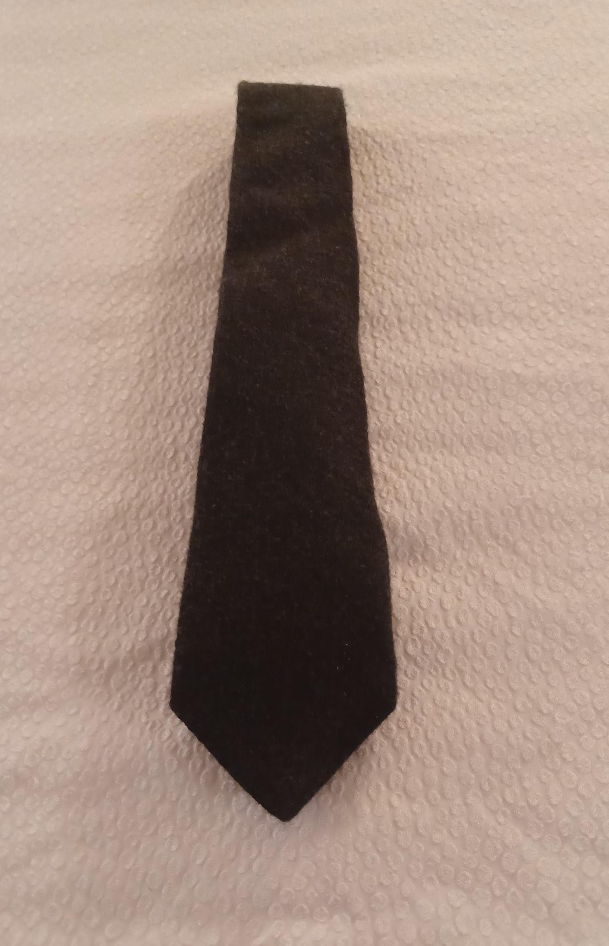 Kiton Napoli 7-Fold Tie. Hand Made in Italy. 100% Cashmere. Grey, New w/o tag