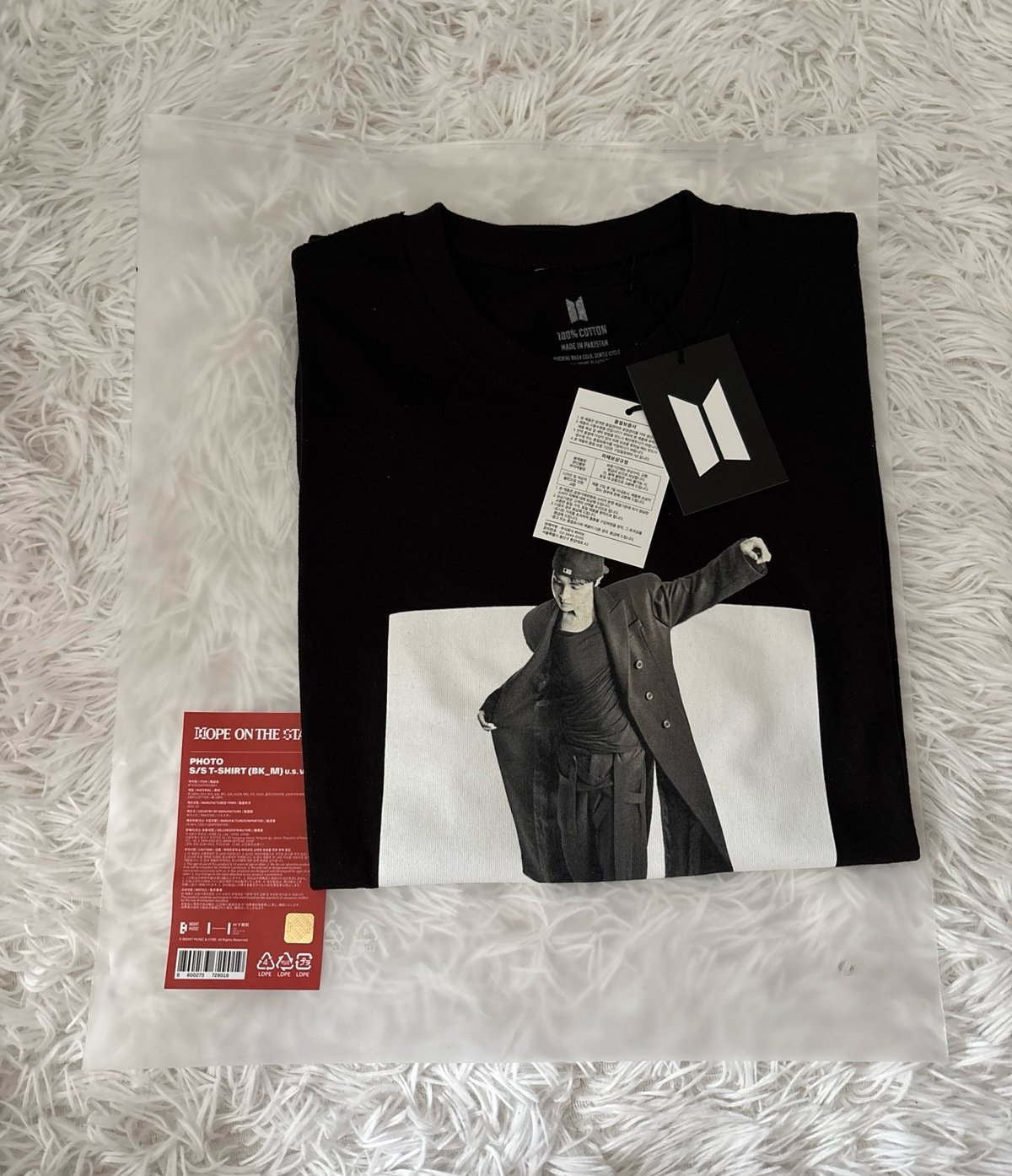 BTS Jhope Hope on the Stage Photo T-Shirt Shirt Black Medium