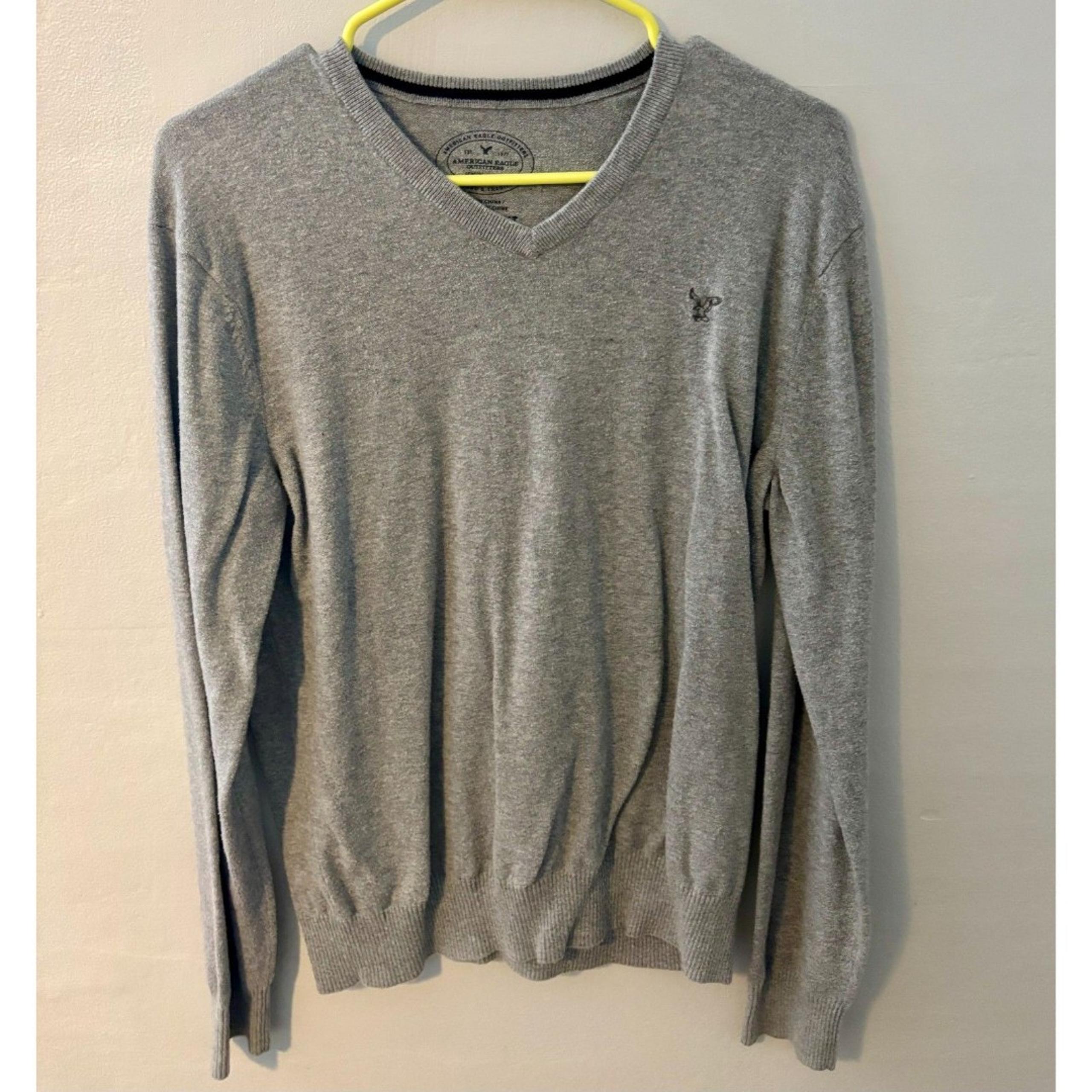 Mens (Medium) Cotton Athletic Fit LS V Neck Gray Sweater - American Eagle