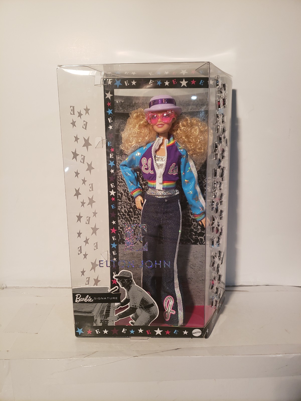 ELTON JOHN SIGNATURE SERIES BARBIE DOLL GOLD LABEL MODEL GHT52