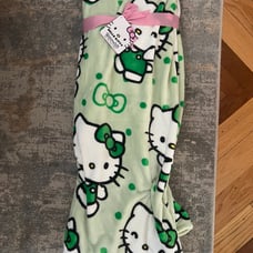 Hello Kitty st patricks blanket nwt