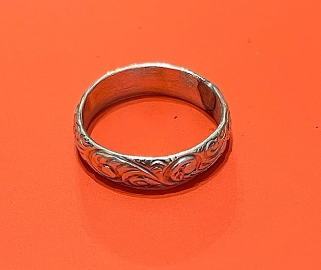 Vintage Boho Sterling Silver Scrolled Band Ring size 7