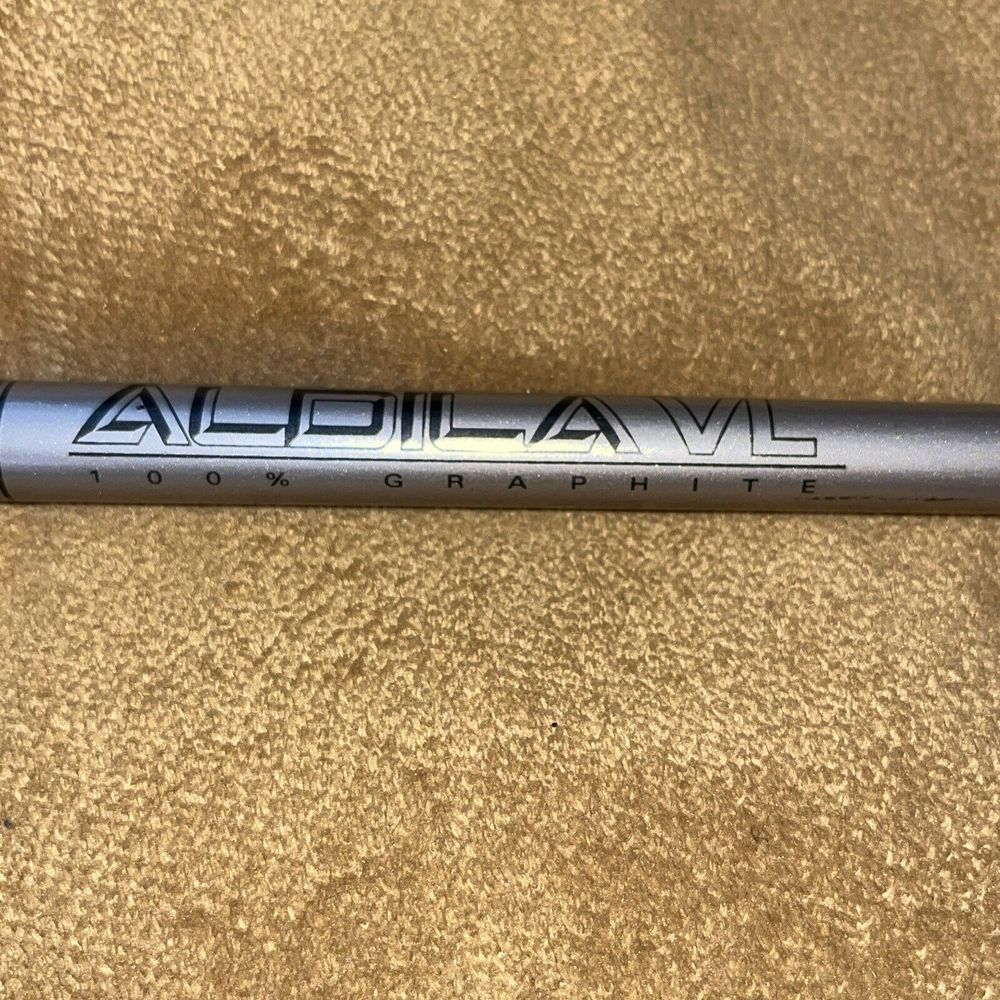 Knight TITAN-II High Power 12.5 Degree 1 Driver 44" RH ~ Reg Graphite Shaft - detail