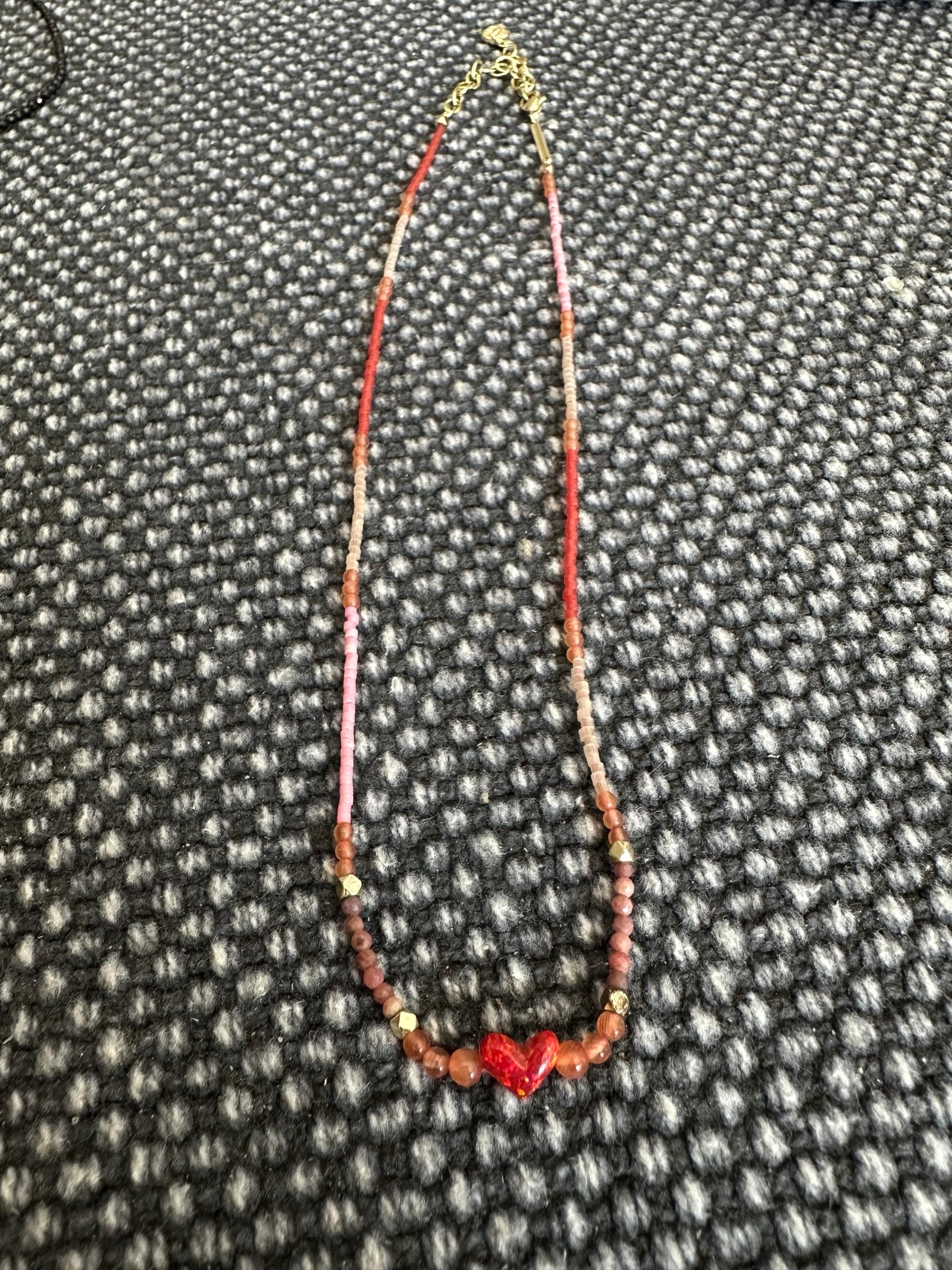 Kendra Scott heart beaded necklace