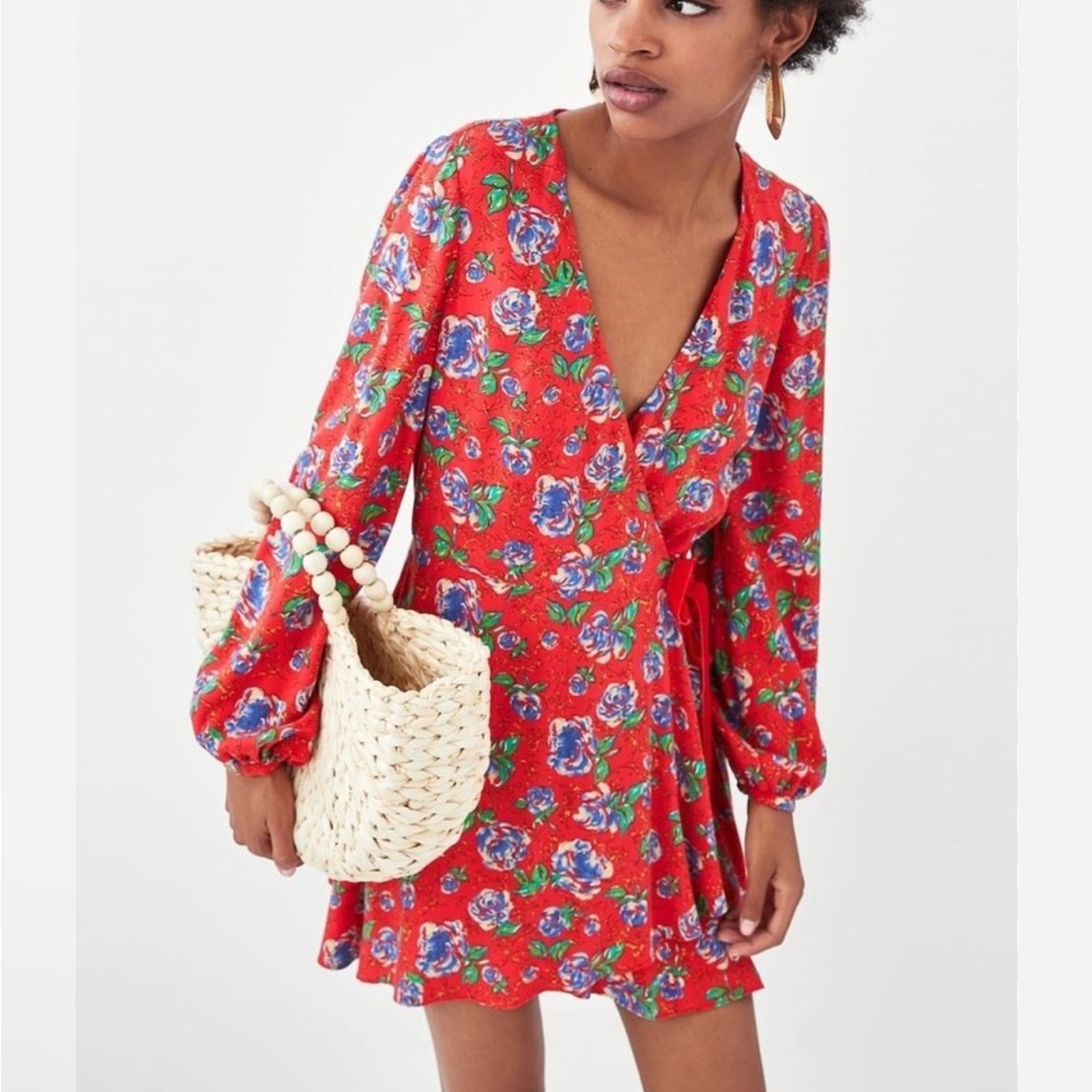 Zara trafaluc red floral long sleeve romper medium