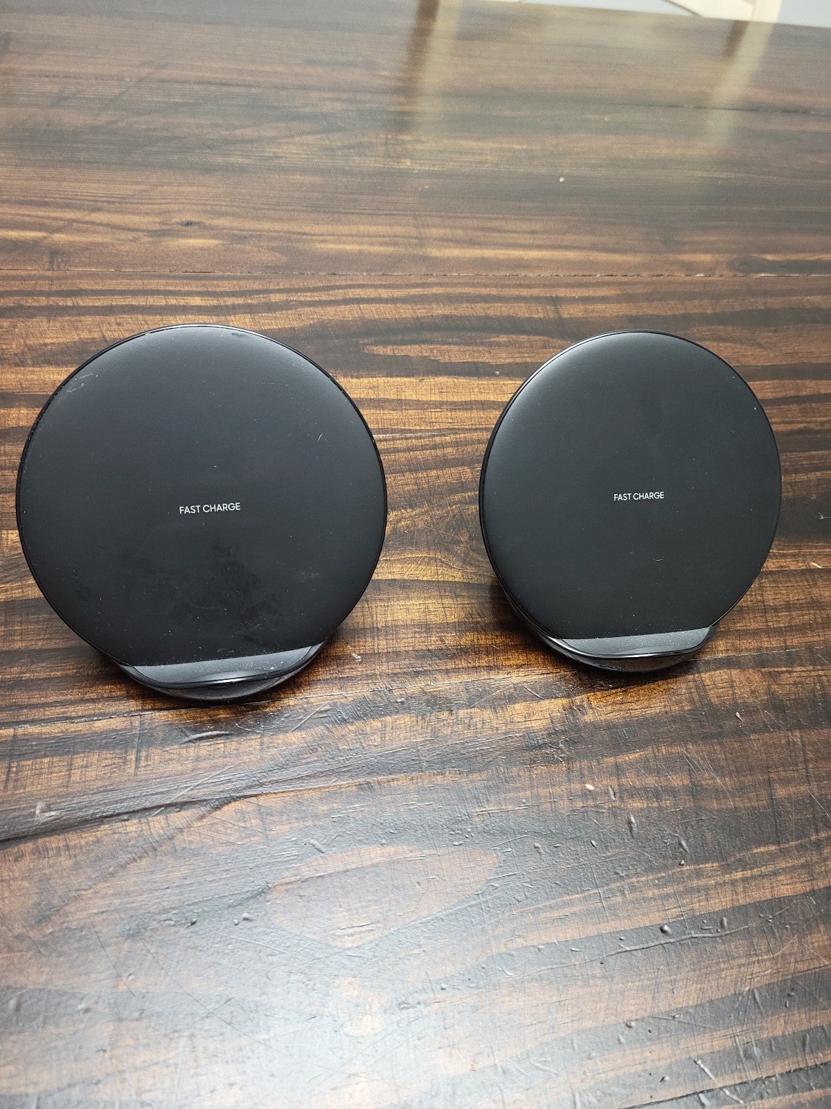 Samsung Wireless sold charger (2)