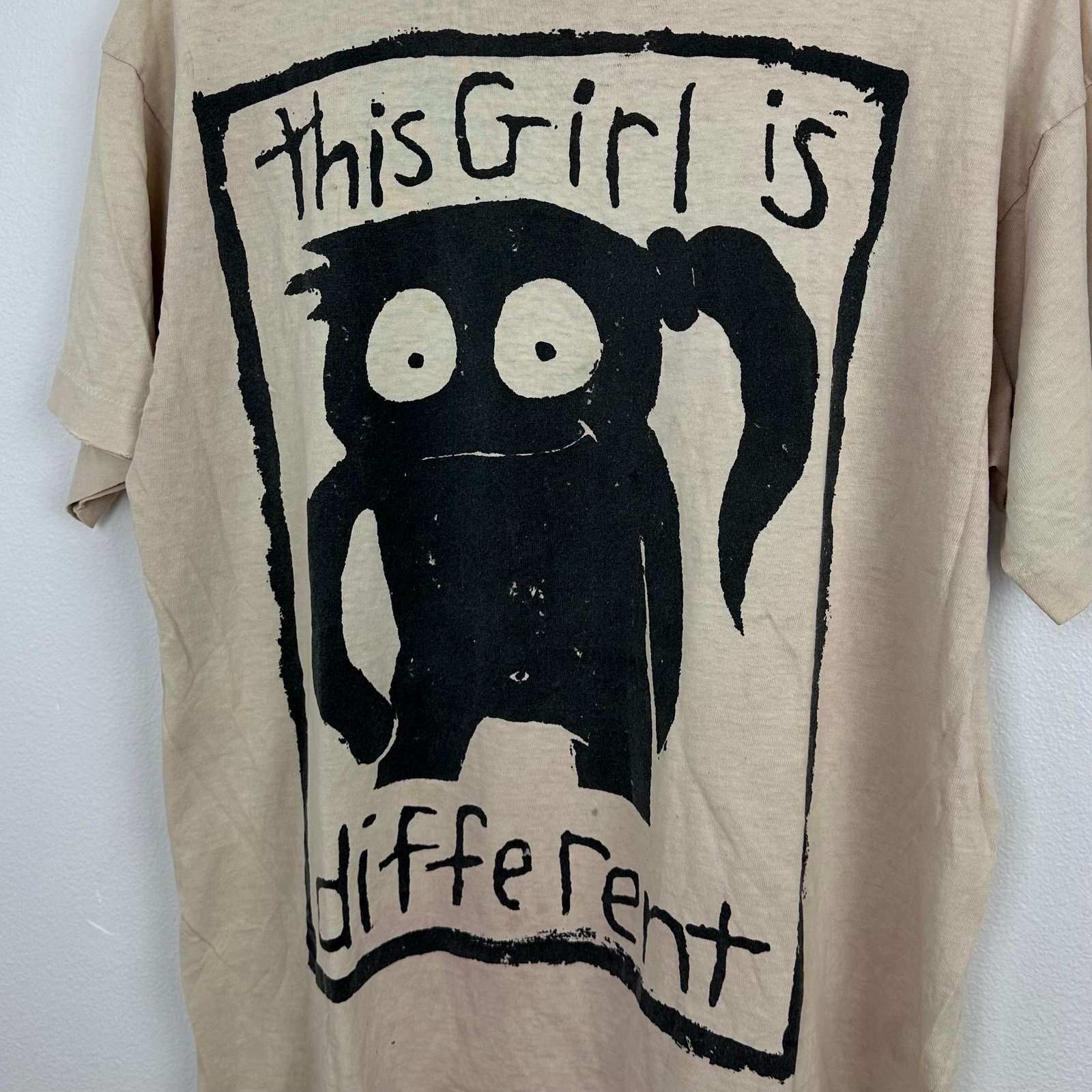 Vintage This Girl Is Different T Shirt Sz L 1990s Art Boy Gender Roles Protest